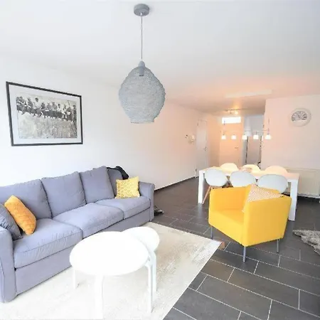 Triplex Heist: 3-slaapkamer Familieappartement